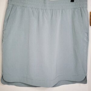 Duluth Trading Co. Gray Skort NWT
